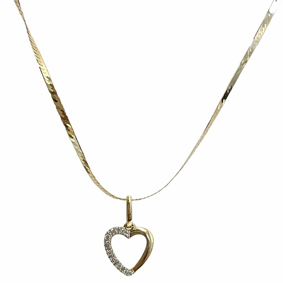 10Kt Gold Herringbone Diamond Charm Necklace